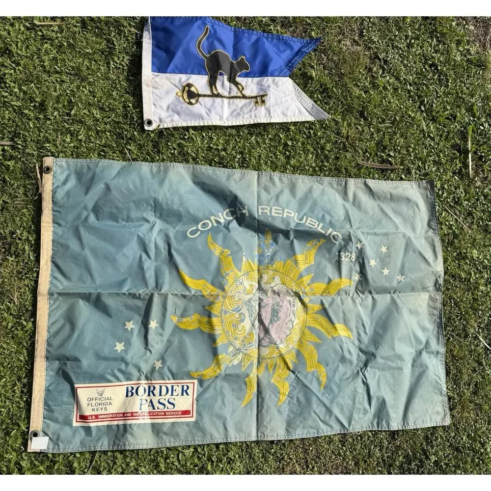 VINTAGE CONCH REPUBLIC AND CAT CAY FLAG - BORDER PATROL STICKER